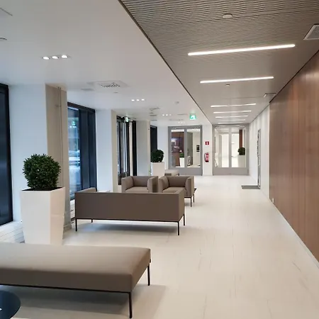 2ndhomes Central Tower Apt. Hosts 6